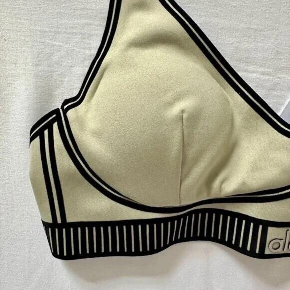 Alo Yoga Ivy Airlift Line Up Bra Size Small, Green, NWOT - Picture 7 of 7
